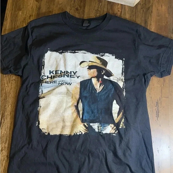 2022 KENNY CHESNEY Here & Now Concert Tour Merch Unisex Short Sleeve T-Shirt - Picture 6 of 7